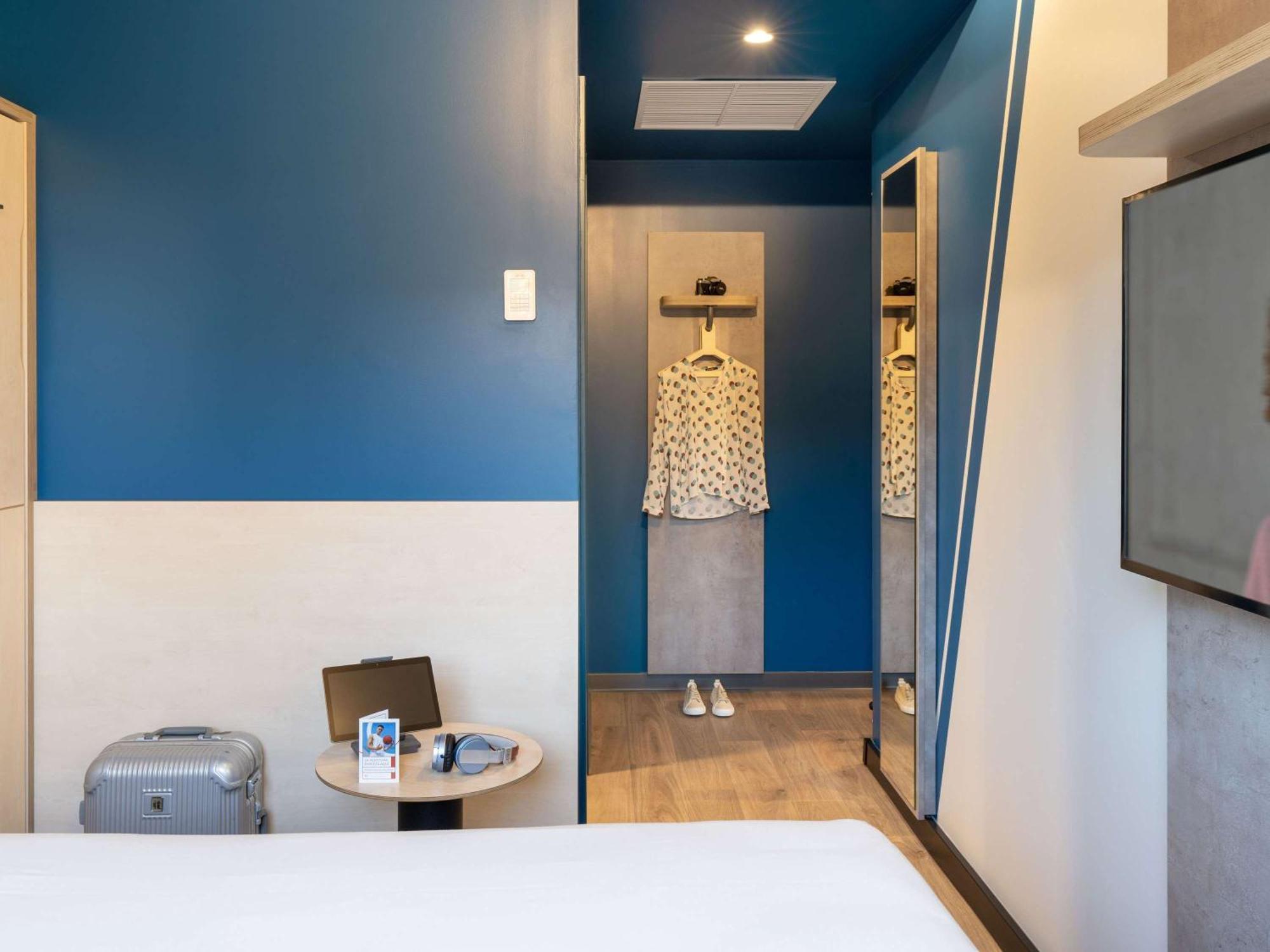 Ibis Budget Centro Puerto * Valenza